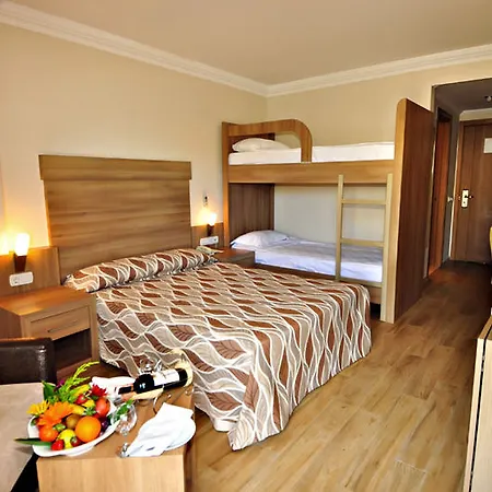 Club Side Coast Колакли